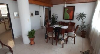 Apartamento en venta en Villa Jardín $ 155.000.000