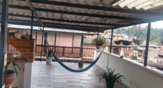 Casa en venta con terraza en Fanny Gonzáles $ 260.000.000