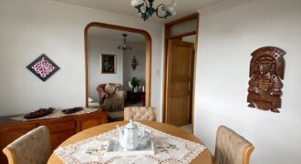 Apartamento en venta en el sector de los Rosales $ 320.000.000