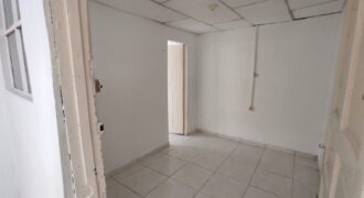 Casa con renta en venta en Las Américas $160.000.000