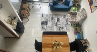 Apartamento dúplex Alta Leonora $ 227.000.000